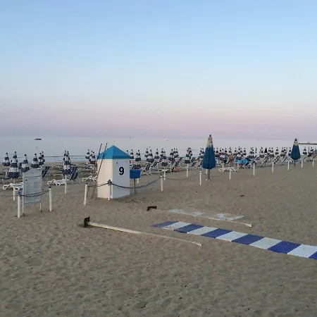 Lido Delle Farfalle Appartement *